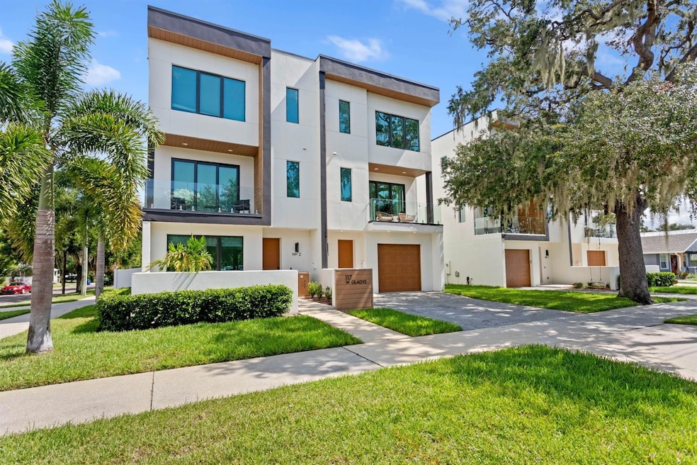 Sold $865,000 • Co-Listing Agent