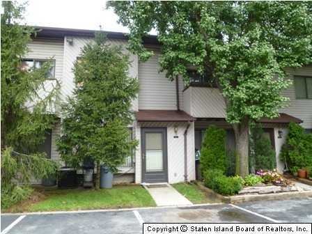 404 Lisk Ave unit A, Staten Island, NY 10303 - photo 1