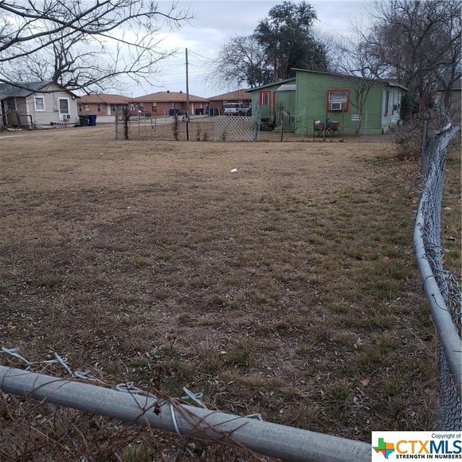 503 N 4th St, Copperas Cove, TX 76522 - photo 1