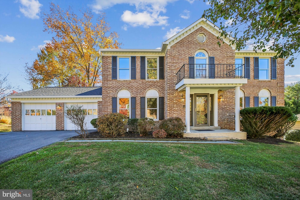 Under Contract $775,000