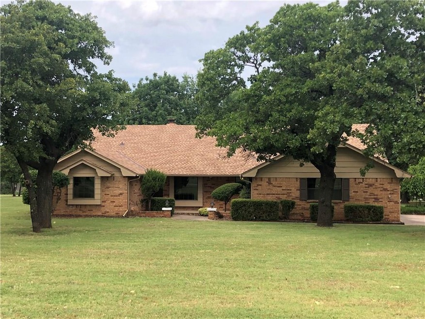 2287 Jeff Place, Tuttle, OK 73089 - photo 1