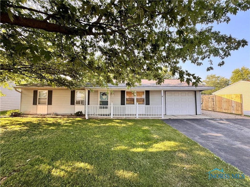 1019 E Wilson St, Bryan, OH 43506 - photo 1