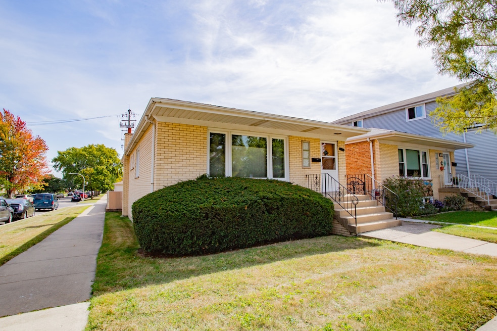 3525 N Narragansett Ave, Chicago, IL 60634 - photo 1