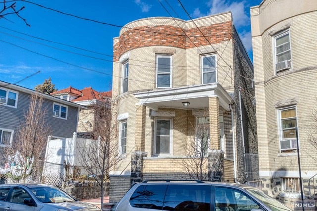 540 44th St unit 2, Union City, NJ 07087 - photo 1