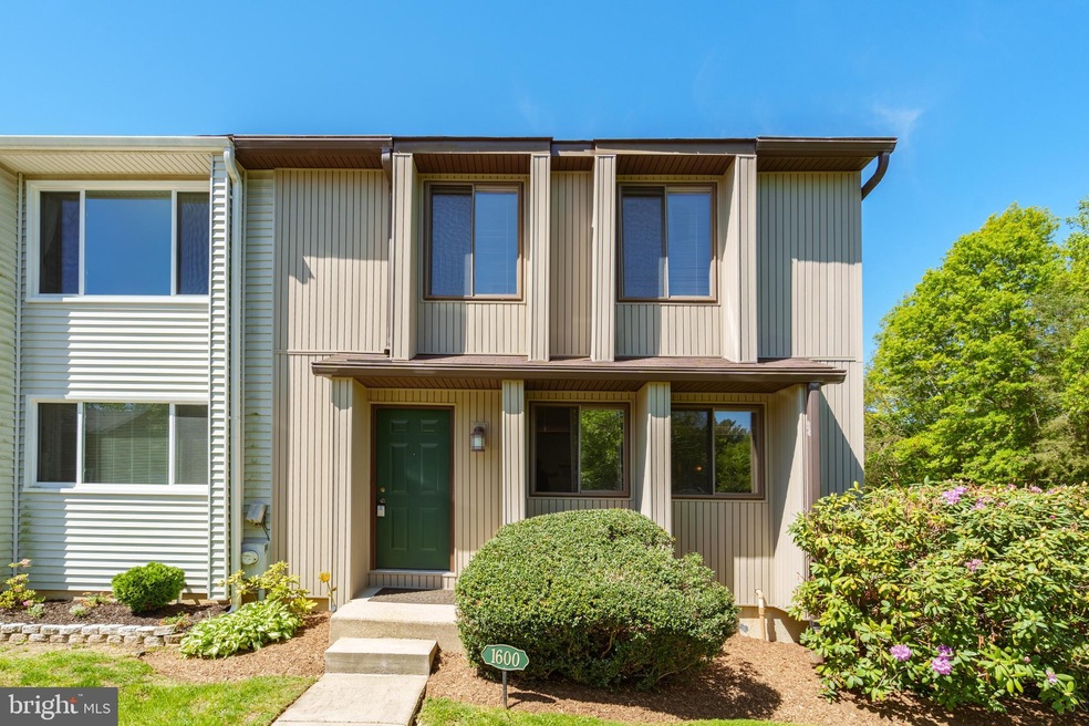 1600 Woodtree Ct W, Annapolis, MD 21409 - photo 1