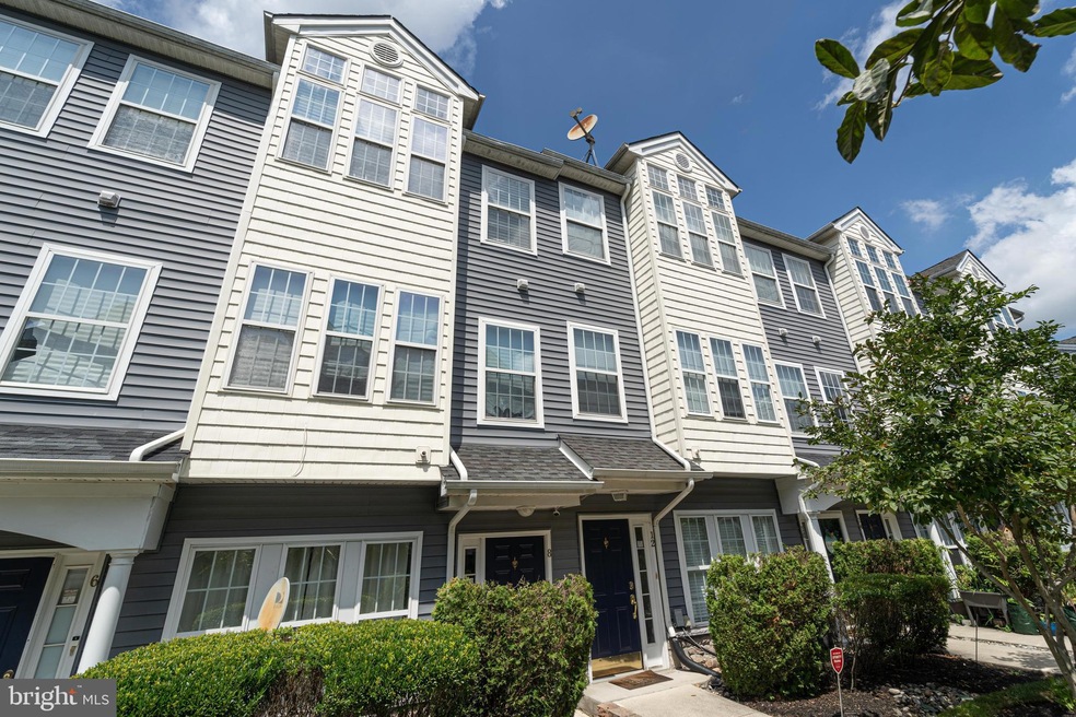 8 Swan Ct unit H8, Delran, NJ 08075 - photo 1