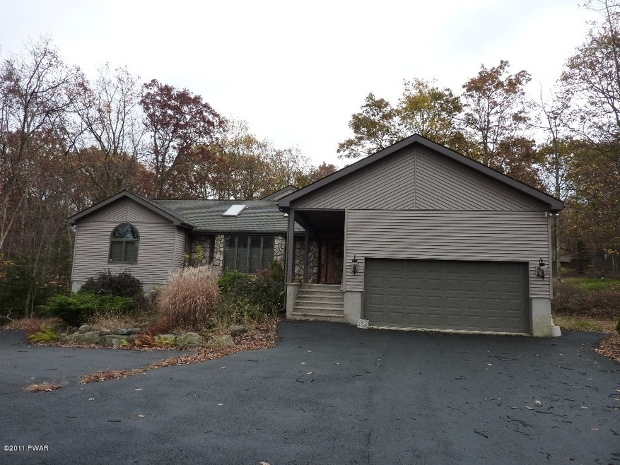 333 Surrey Dr, Hawley, PA 18428 - photo 1