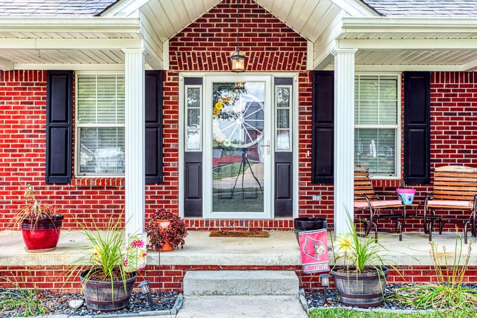187 Swan Way-2