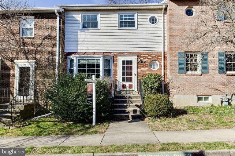 3062 Southern Elm Ct, Fairfax, VA 22031 - photo 1