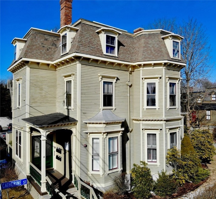 16 Catherine St unit 5, Newport, RI 02840 - photo 1
