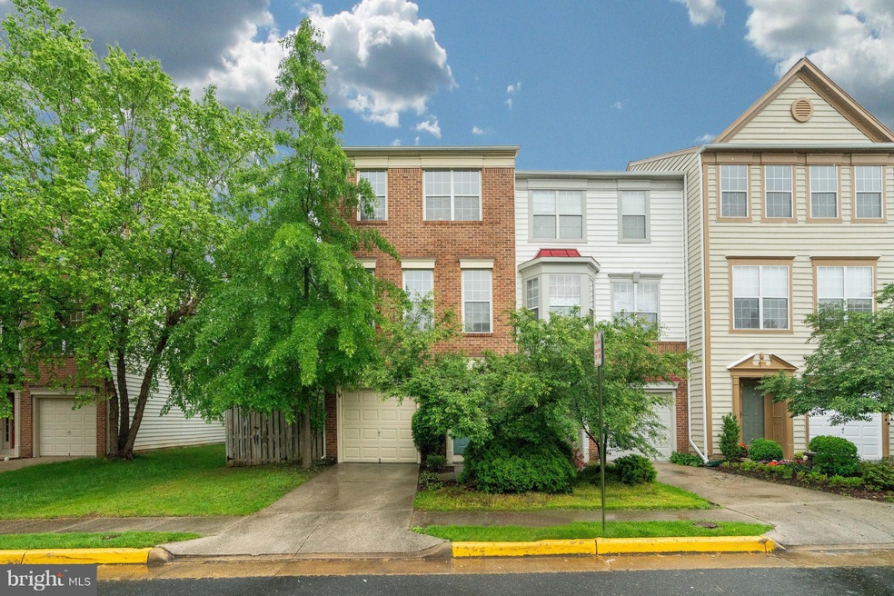 1203 Cypress Tree Place, Herndon, VA 20170 - photo 1