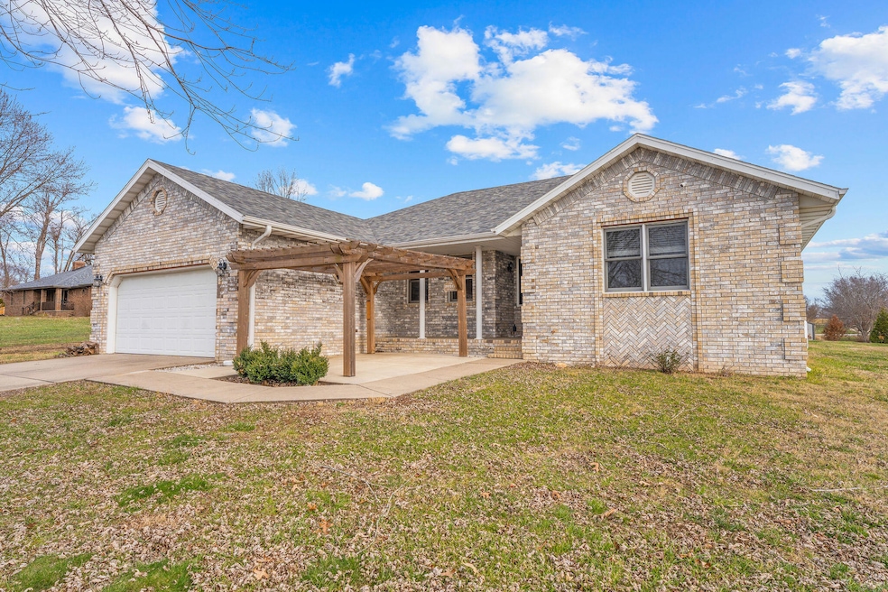 2400 S 15th Ave, Ozark, MO 65721 - photo 1