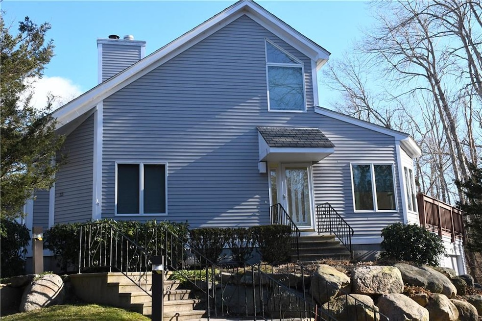 33 Oceanwoods Dr, North Kingstown, RI 02852 - photo 1