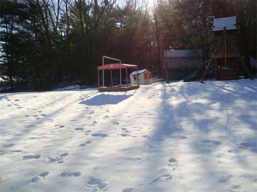 34 Pine Grove Cir, Uxbridge, MA 01569 - photo 1