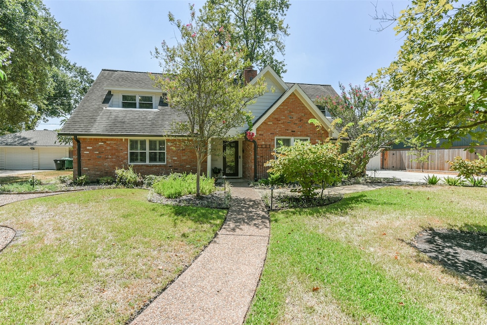 1615 Bethlehem St, Houston, TX 77018 - photo 1