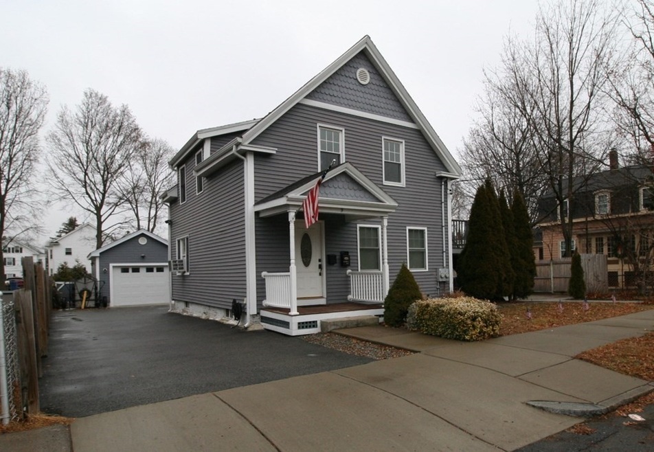9 Summer St unit 2, Wakefield, MA 01880 - photo 1