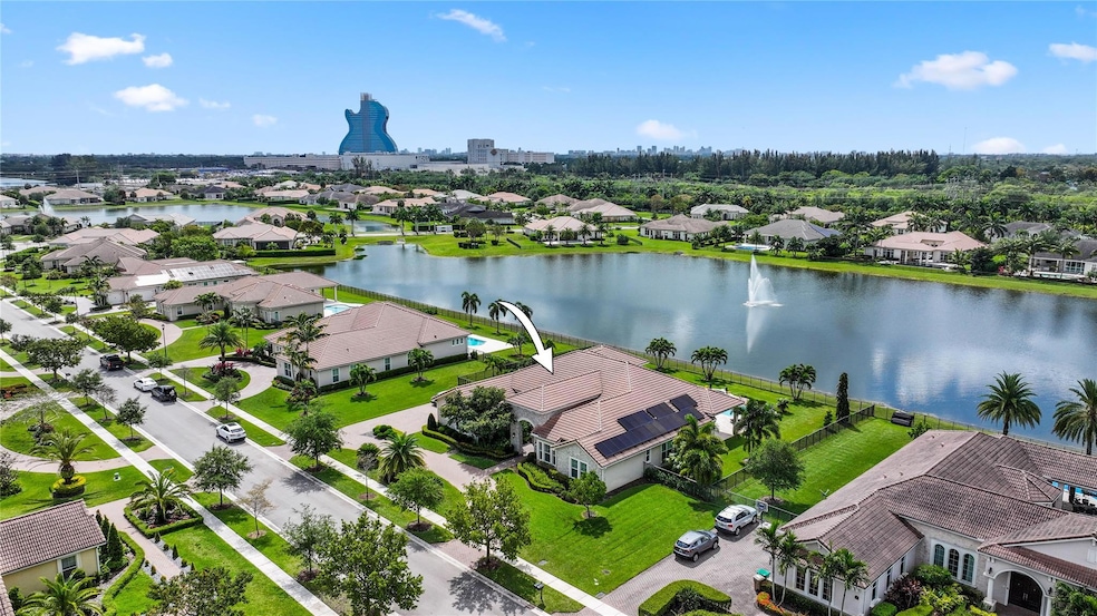 For Sale $2,495,000 • Co-Listing Agent