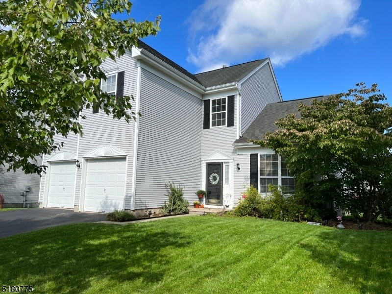 71 Saxton Dr, Hackettstown, NJ 07840 - photo 1