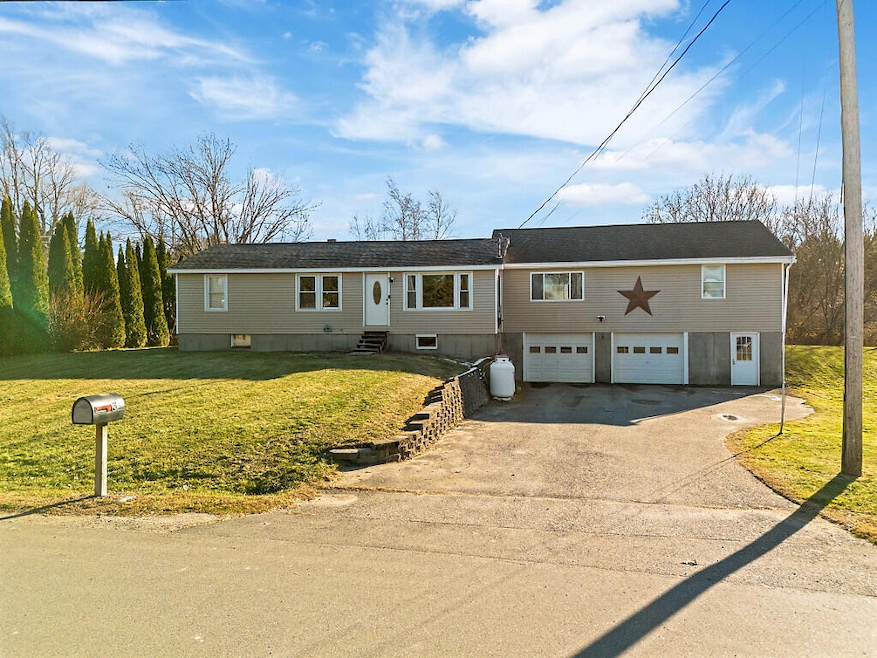 3 Kingman St, Fairfield, ME 04937 - photo 1