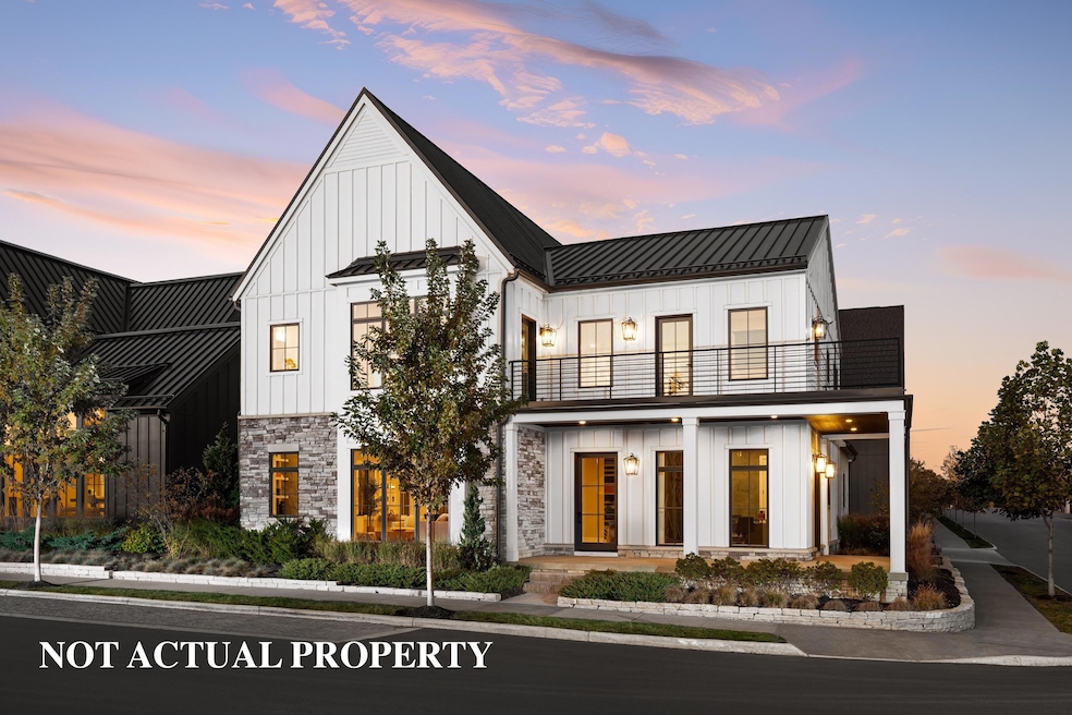 2464 Quarry Trails Dr, Columbus, OH 43228 - photo 1