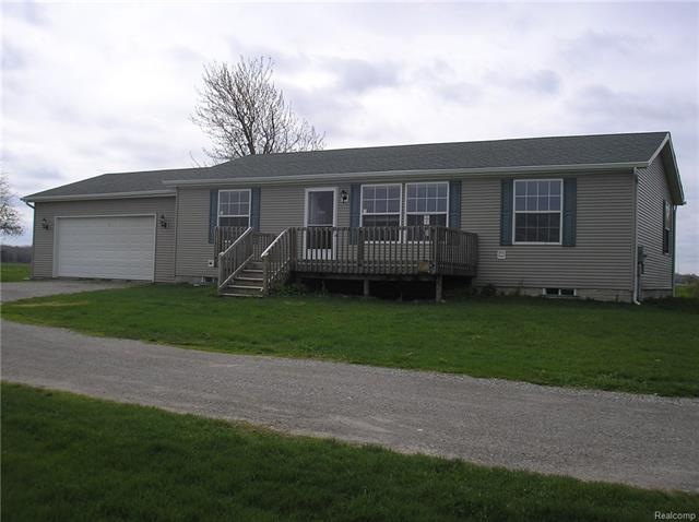 Front view of the home with an 8 x 20 deck.