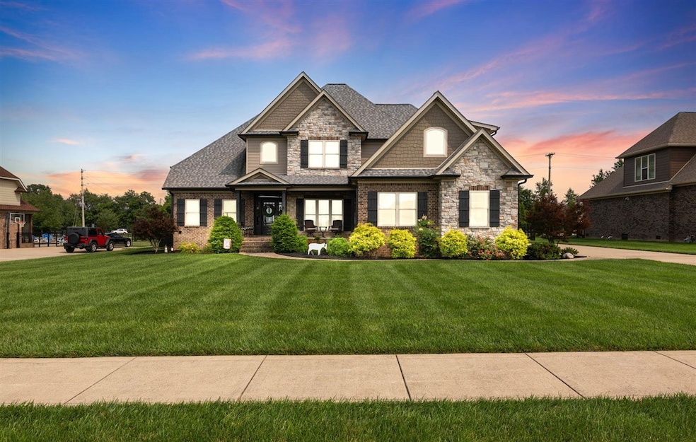 For Sale $899,900 • Co-Listing Agent