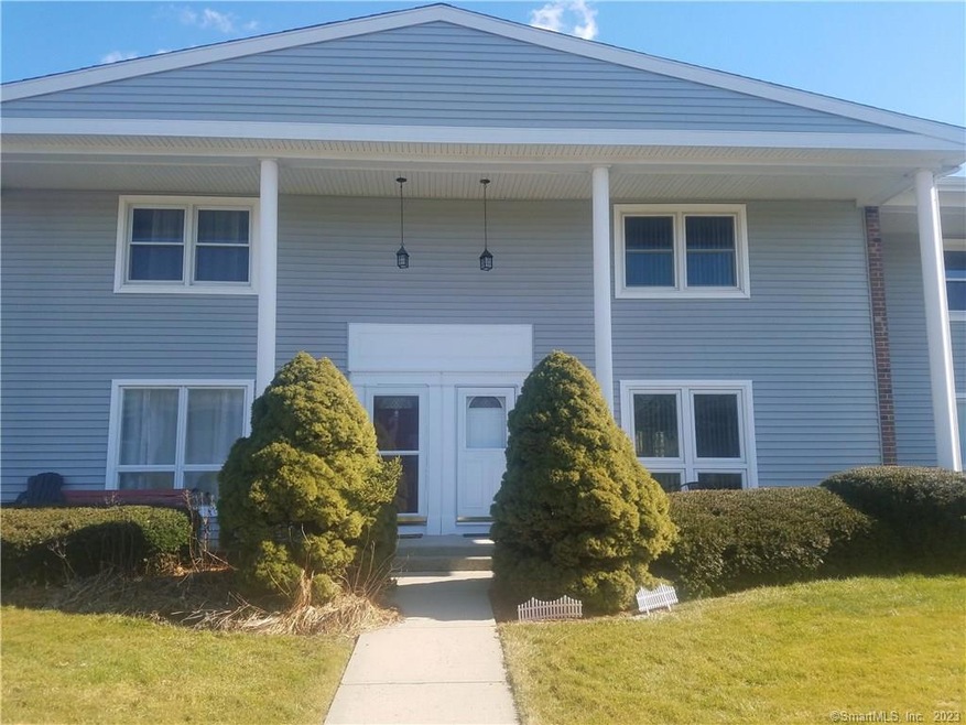 21 Carriage Path N unit 21, Milford, CT 06460 - photo 1