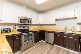 7854 Linda Ln, Anchorage, AK 99518 - photo 1