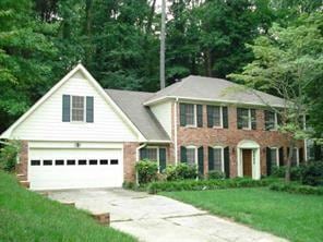 1009 Hidden Hollow Dr, Marietta, GA 30068 - photo 1