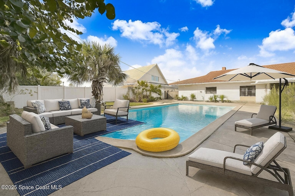 Osceola Pool staged
