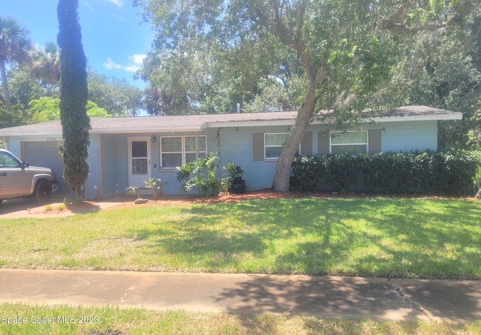 2586 Stratford