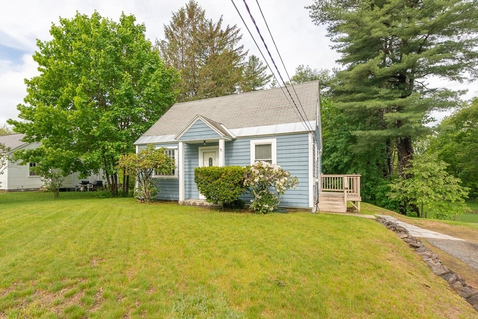 41 W Elm St, West Townsend, MA 01474 - photo 1