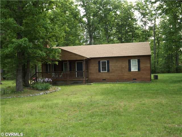 Exterior Front - Big Yard Nice level lot.