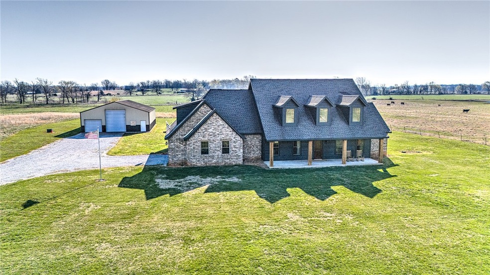 19238 Nokes Farm Rd, Siloam Springs, AR 72761 - photo 1