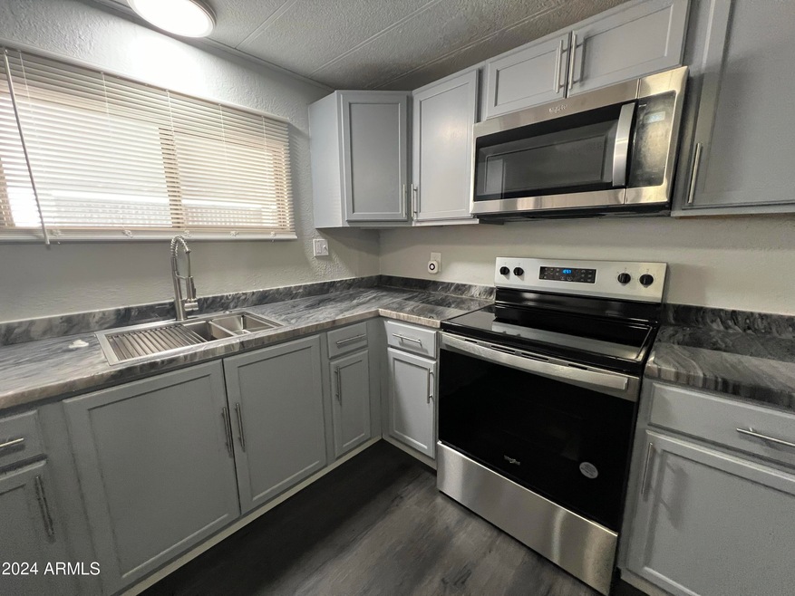 10701 N 99th Ave unit 249, Peoria, AZ 85345 - photo 1