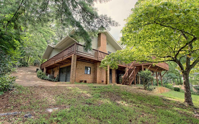 451 Twin Oaks Rd, Hiawassee, GA 30546 - photo 1