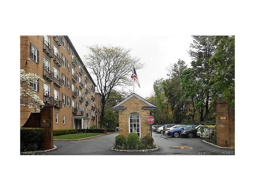 Consulate on the Park, Tuckahoe, NY 10707 - photo 1