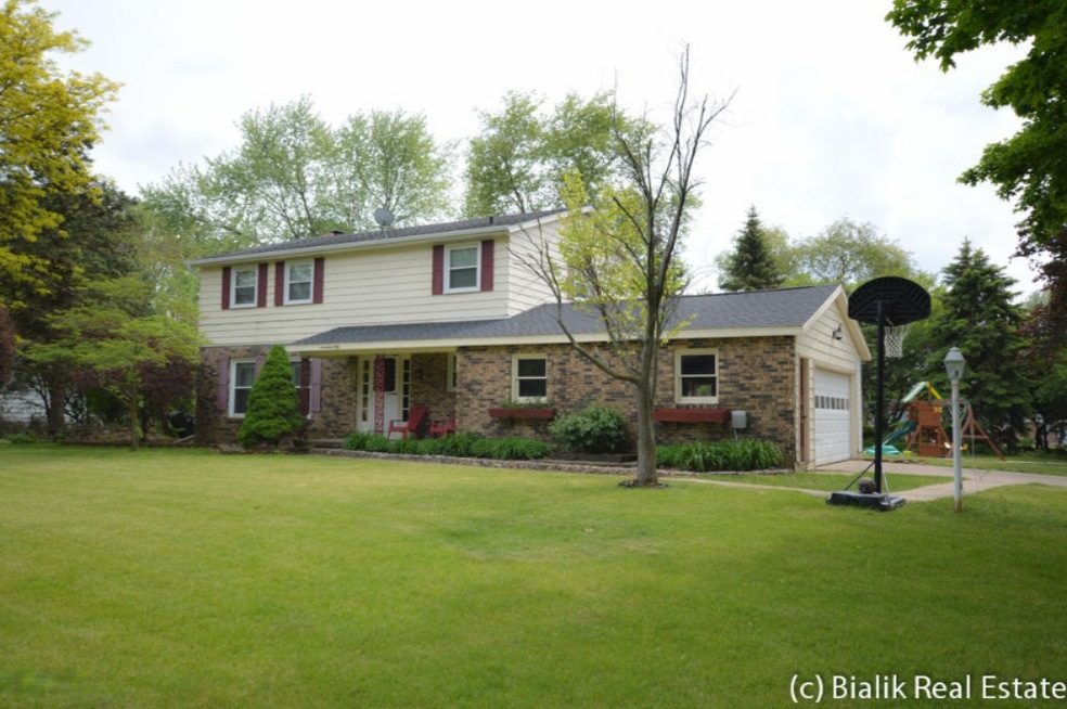 1750 Broadview_EXT-7