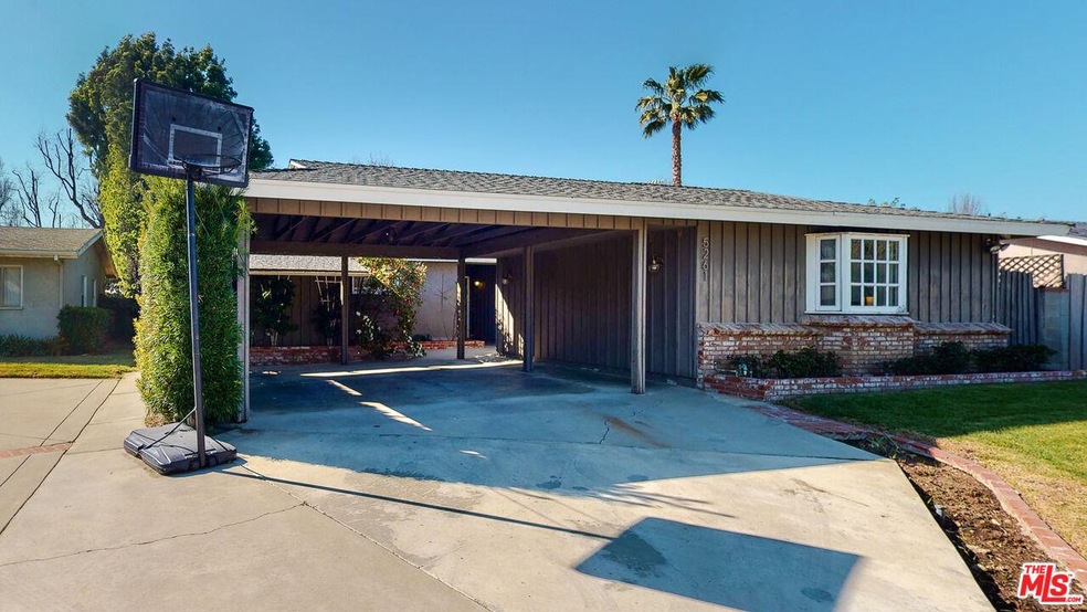 Sold $1,430,000 • Co-Listing Agent
