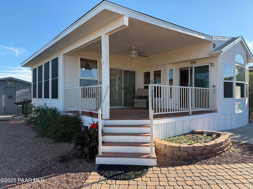 21321 Wind Spirit Ln, Congress, AZ 85332 - photo 1