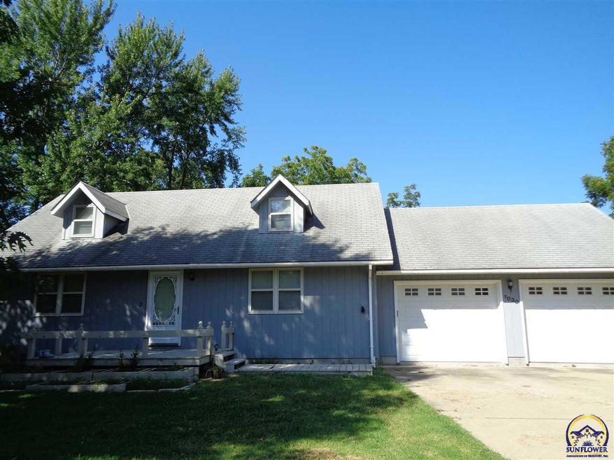 1030 Harrison St, Auburn, KS 66402 - photo 1