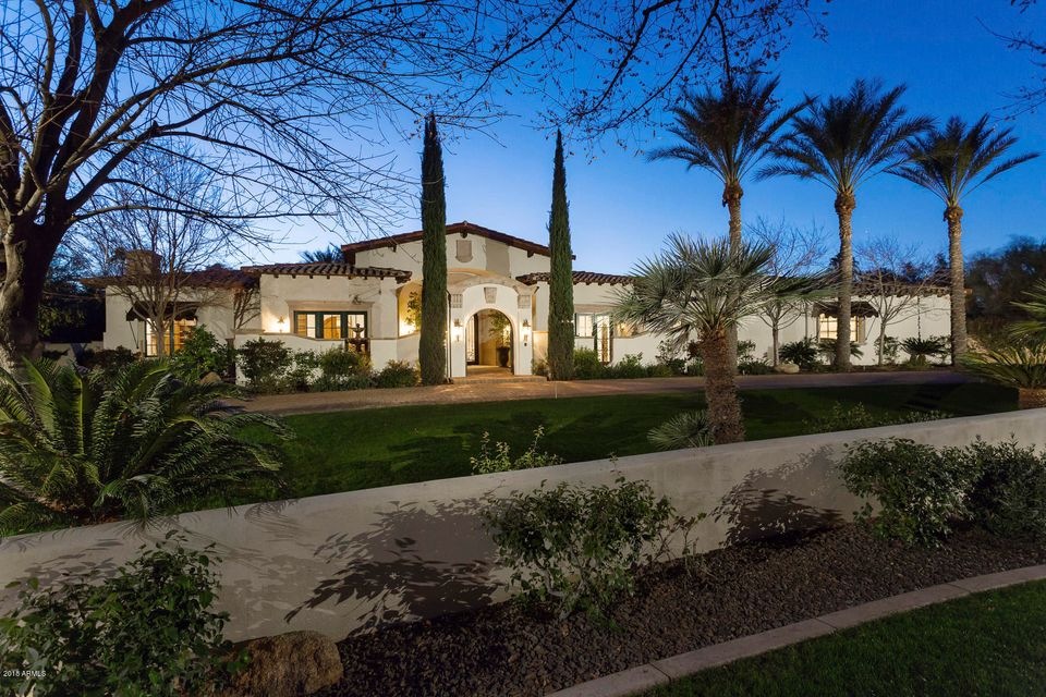 01 Front of Home