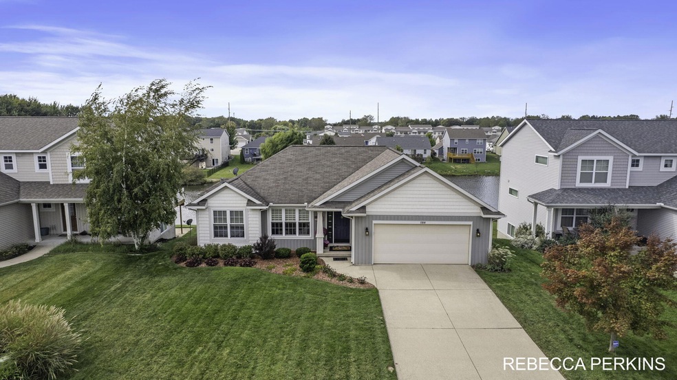10-web-or-mls-11914-maplegrove-dr