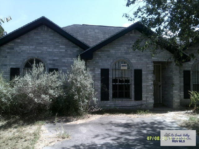 1703 South Ave, Donna, TX 78537 - photo 1