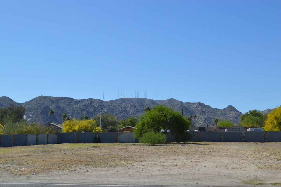 121 E. South Mountain Ave.