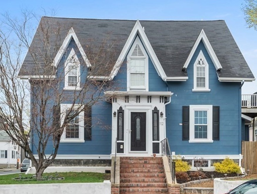 112 Margin St unit 1, Salem, MA 01970 - photo 1