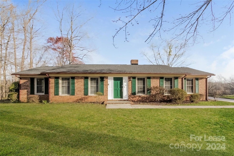 1821 Kenmore Dr, Statesville, NC 28625 - photo 1