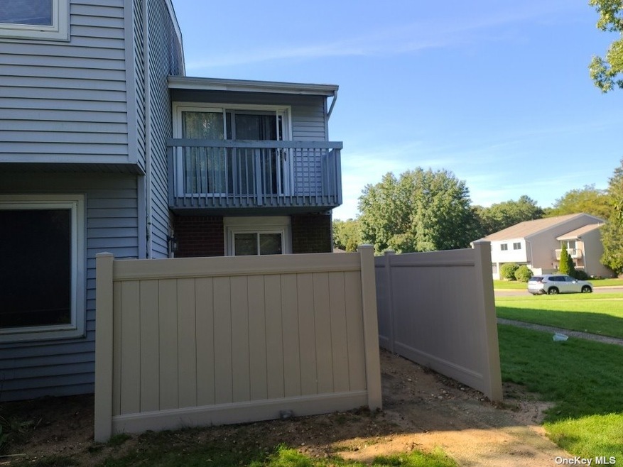 231 Springmeadow Dr unit N, Holbrook, NY 11741 - photo 1