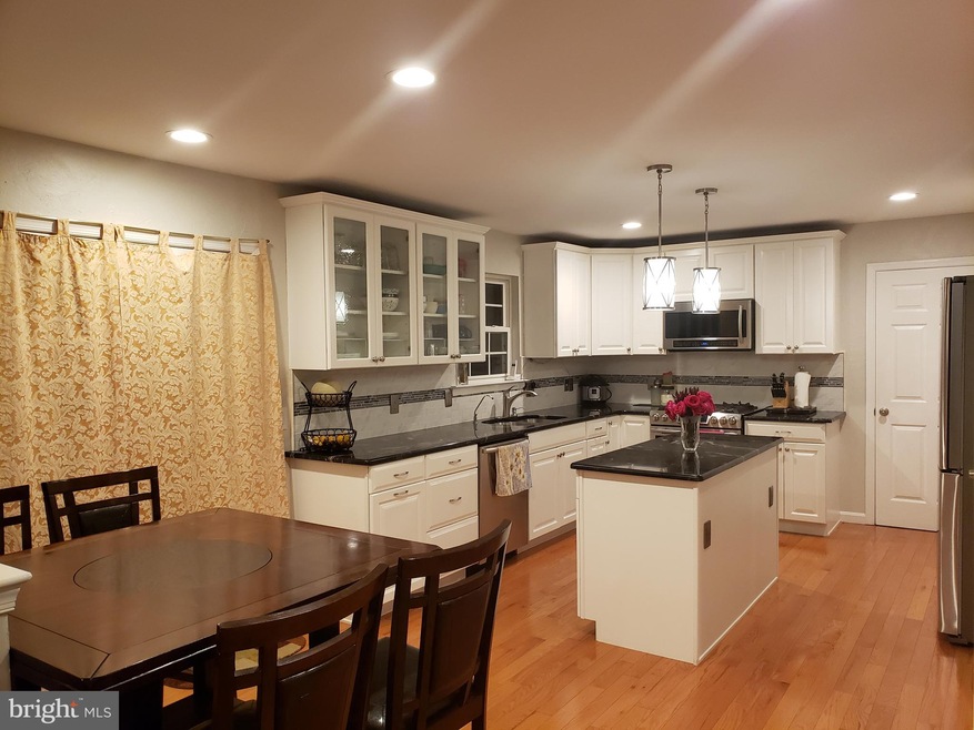 7 Steel Ct, Newark, DE 19702 - photo 1