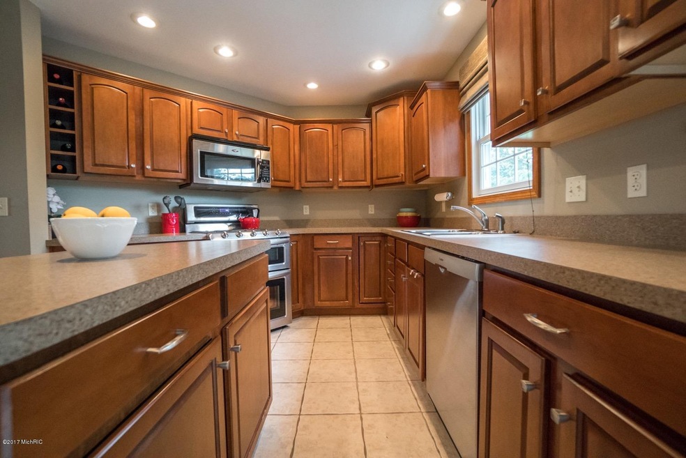 4172 Spring Haven Dr, La Porte, IN 46350 - photo 1